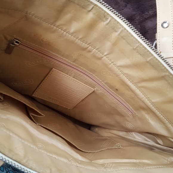 Coach Handbag - Picture 7 of 7